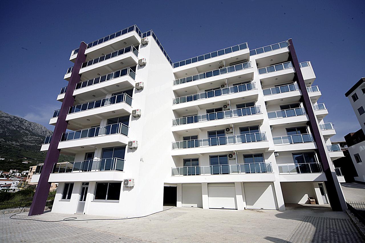 Sea Star Apartment Dobra Voda Exterior photo