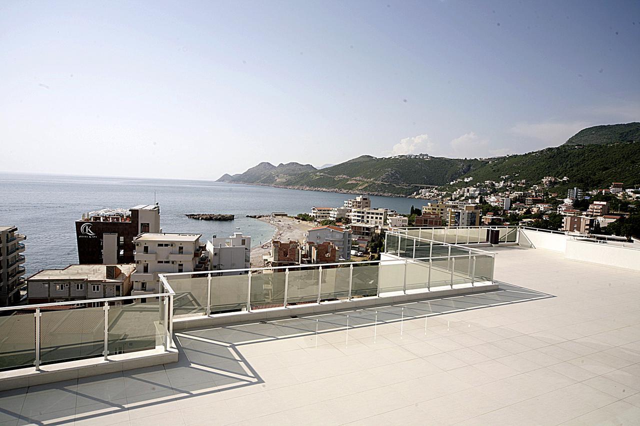 Sea Star Apartment Dobra Voda Exterior photo