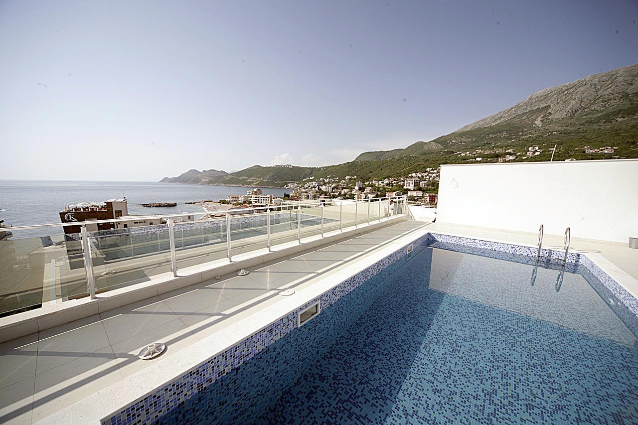 Sea Star Apartment Dobra Voda Exterior photo